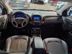 HYUNDAI IX35 2.0 GL 4X2 16V FLEX 4P AUTOMÁTICO 2017/2018 RICARDO VEÍCULOS TEUTÔNIA / Carros no Vale