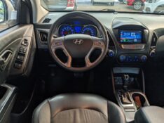 HYUNDAI IX35 2.0 GL 4X2 16V FLEX 4P AUTOMÁTICO 2017/2018 RICARDO VEÍCULOS TEUTÔNIA / Carros no Vale