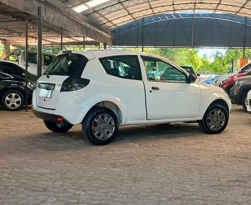 FORD KA 1.0 2013 2012/2013 RICARDO VEÍCULOS TEUTÔNIA / Carros no Vale FORD KA 1.0 2013 2012/2013 RICARDO VEÍCULOS TEUTÔNIA / Carros no Vale