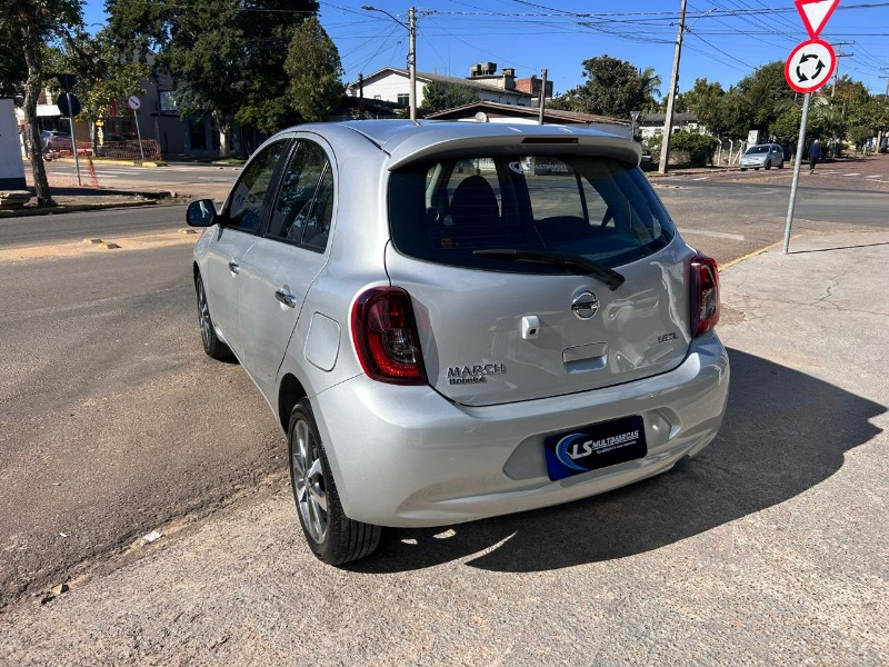 NISSAN MARCH SL 1.6 16V FLEXSTART 5P MEC. 2015/2015 LS MULTIMARCAS VENÂNCIO AIRES / Carros no Vale