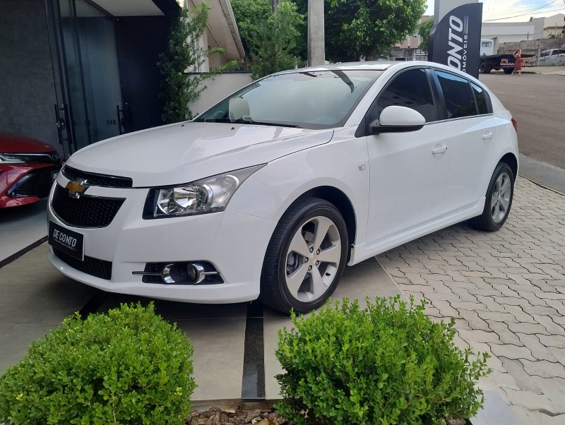 CHEVROLET CRUZE 1.8 LTZ 16V /2014 DE CONTO AUTOMÓVEIS SARANDI / Carros no Vale CHEVROLET CRUZE 1.8 LTZ 16V /2014 DE CONTO AUTOMÓVEIS SARANDI / Carros no Vale