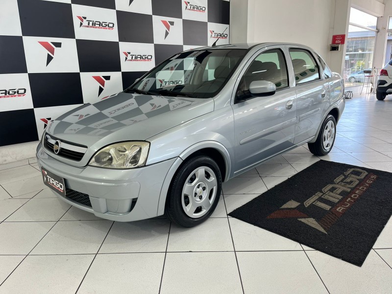 CHEVROLET CORSA SEDAN PREMIUM 1.4 8V FLEX 2009 2010/2010 TIAGO AUTOMÓVEIS VENÂNCIO AIRES / Carros no Vale
