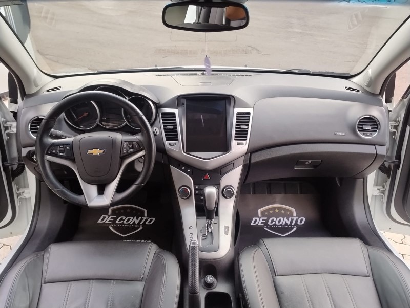CHEVROLET CRUZE 1.8 LTZ 16V /2014 DE CONTO AUTOMÓVEIS SARANDI / Carros no Vale CHEVROLET CRUZE 1.8 LTZ 16V /2014 DE CONTO AUTOMÓVEIS SARANDI / Carros no Vale