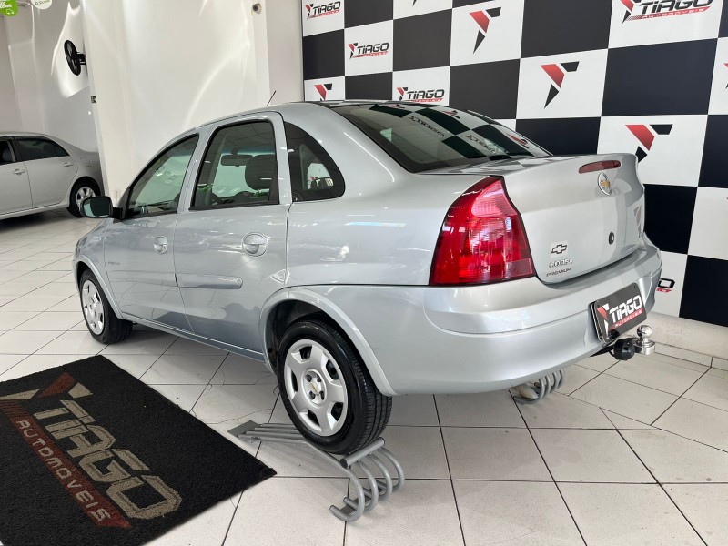 CHEVROLET CORSA SEDAN PREMIUM 1.4 8V FLEX 2009 2010/2010 TIAGO AUTOMÓVEIS VENÂNCIO AIRES / Carros no Vale