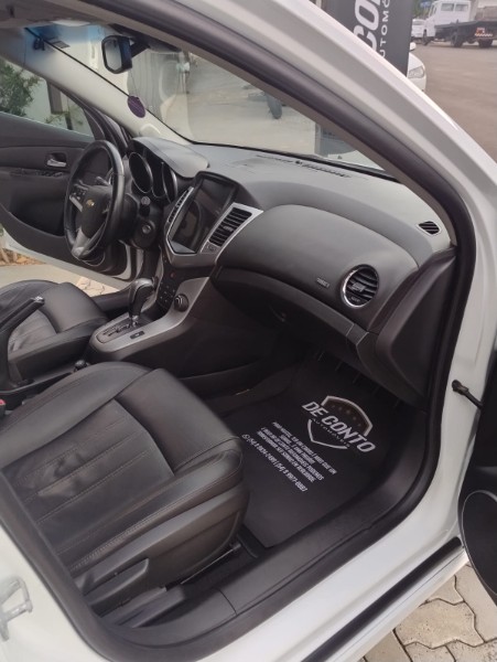 CHEVROLET CRUZE 1.8 LTZ 16V /2014 DE CONTO AUTOMÓVEIS SARANDI / Carros no Vale CHEVROLET CRUZE 1.8 LTZ 16V /2014 DE CONTO AUTOMÓVEIS SARANDI / Carros no Vale