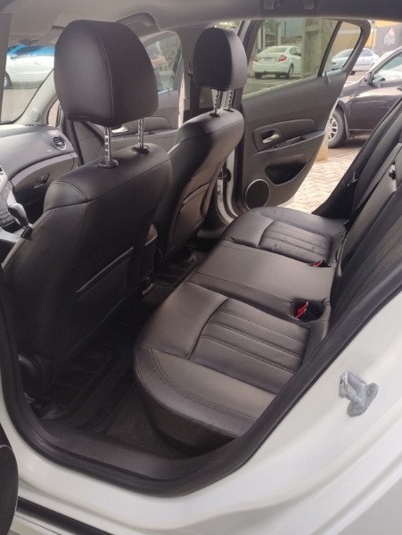 CHEVROLET CRUZE 1.8 LTZ 16V /2014 DE CONTO AUTOMÓVEIS SARANDI / Carros no Vale CHEVROLET CRUZE 1.8 LTZ 16V /2014 DE CONTO AUTOMÓVEIS SARANDI / Carros no Vale