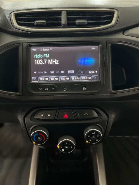 CHEVROLET ONIX HATCH LT 1.4 8V FLEXPOWER 5P MEC. 2016/2016 TIAGO AUTOMÓVEIS VENÂNCIO AIRES / Carros no Vale