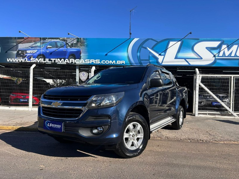 CHEVROLET S-10 ADVANTAGE 2.5 FLEX 4X2 CD 2017/2017 LS MULTIMARCAS VENÂNCIO AIRES / Carros no Vale