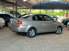 VOLKSWAGEN POLO 1.6 MI COMFORTLINE 8V 2010/2011 RICARDO VEÍCULOS TEUTÔNIA / Carros no Vale
