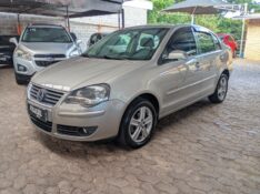 VOLKSWAGEN POLO 1.6 MI COMFORTLINE 8V 2010/2011 RICARDO VEÍCULOS TEUTÔNIA / Carros no Vale