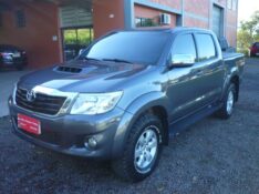 TOYOTA HILLUX CD SRV 2013/2014 PREMIUM AUTOMÓVEIS ARROIO DO MEIO / Carros no Vale