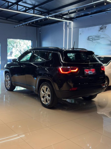 JEEP COMPASS 2.0 16V LIMITED 2017/2017 JM AUTOMÓVEIS VENÂNCIO AIRES / Carros no Vale