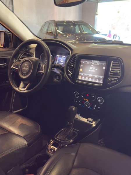 JEEP COMPASS 2.0 16V LIMITED 2017/2017 JM AUTOMÓVEIS VENÂNCIO AIRES / Carros no Vale
