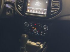 JEEP COMPASS 2.0 16V LIMITED 2017/2017 JM AUTOMÓVEIS VENÂNCIO AIRES / Carros no Vale
