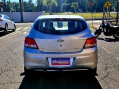 CHEVROLET ONIX HATCH LT 1.0 8V FLEXPOWER 5P MEC. 2014/2015 CRUZEIRO MULTIMARCAS CRUZEIRO DO SUL / Carros no Vale