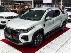 FIAT STRADA 1.0 TURBO 200 FLEX ULTRA CD CVT 2023/2024 DUARTE VEÍCULOS PORTO ALEGRE / Carros no Vale