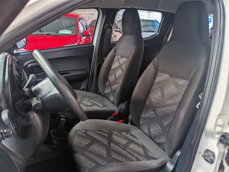 FIAT MOBI 1.0 8V EVO LIKE 2019/2020 RICARDO VEÍCULOS TEUTÔNIA / Carros no Vale