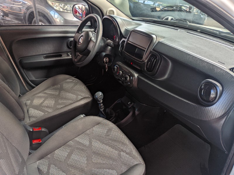 FIAT MOBI 1.0 8V EVO LIKE 2019/2020 RICARDO VEÍCULOS TEUTÔNIA / Carros no Vale