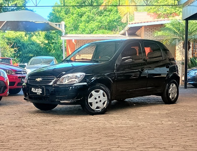 CHEVROLET CELTA 1.0 LT 8V 2014 2013/2014 RICARDO VEÍCULOS TEUTÔNIA / Carros no Vale