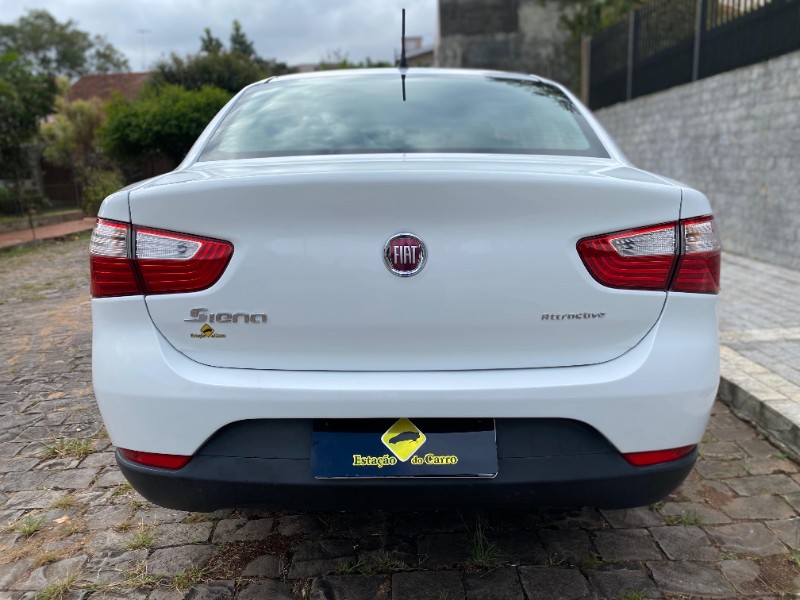 FIAT GRAND SIENA ATTRACTIVE 1.0 2017/2018 ESTAÇÃO DO CARRO ESTRELA / Carros no Vale