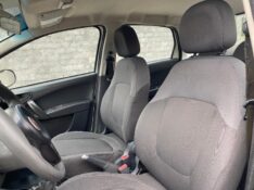 FIAT GRAND SIENA ATTRACTIVE 1.0 2017/2018 ESTAÇÃO DO CARRO ESTRELA / Carros no Vale