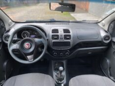 FIAT GRAND SIENA ATTRACTIVE 1.0 2017/2018 ESTAÇÃO DO CARRO ESTRELA / Carros no Vale