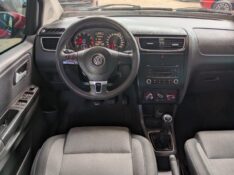 VOLKSWAGEN SPACEFOX 1.6 TREND 8V 2011/2012 RICARDO VEÍCULOS TEUTÔNIA / Carros no Vale