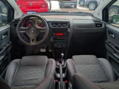 VOLKSWAGEN SPACEFOX 1.6 SPORTLINE 8V 2012/2013 RICARDO VEÍCULOS TEUTÔNIA / Carros no Vale