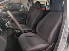 VOLKSWAGEN SPACEFOX 1.6 SPORTLINE 8V 2012/2013 RICARDO VEÍCULOS TEUTÔNIA / Carros no Vale