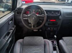 VOLKSWAGEN SPACEFOX 1.6 SPORTLINE 8V 2012/2013 RICARDO VEÍCULOS TEUTÔNIA / Carros no Vale