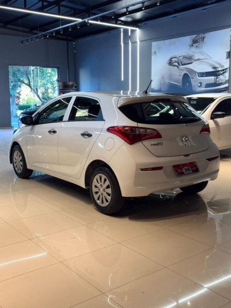 HYUNDAI HB20 1.0 COMFORT 2015/2016 JM AUTOMÓVEIS VENÂNCIO AIRES / Carros no Vale