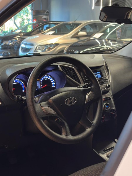 HYUNDAI HB20 1.0 COMFORT 2015/2016 JM AUTOMÓVEIS VENÂNCIO AIRES / Carros no Vale