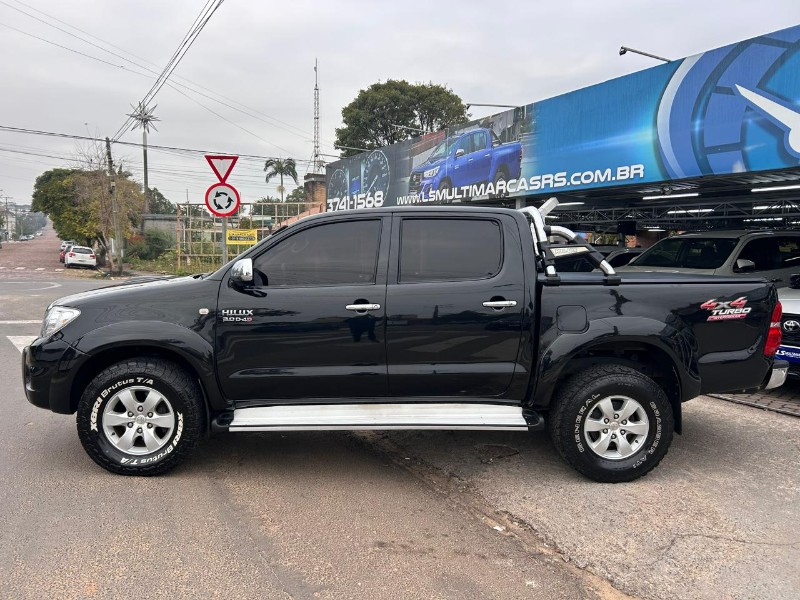 TOYOTA HILUX CD SRV D4-D 4X4 3.0 TDI DIESEL AUT 2009/2009 LS MULTIMARCAS VENÂNCIO AIRES / Carros no Vale