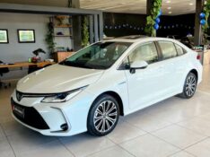 TOYOTA COROLLA ALTIS PREMIUM HYBRID 1.8 2021/2021 JOÃO CARROS MULTIMARCAS GUAPORÉ / Carros no Vale
