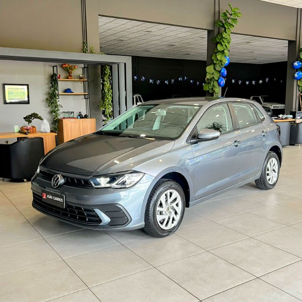 VOLKSWAGEN POLO 1.0 MPI 2023/2023 JOÃO CARROS MULTIMARCAS GUAPORÉ / Carros no Vale