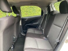 TOYOTA ETIOS X 1.3 2018/2019 ESTAÇÃO DO CARRO ESTRELA / Carros no Vale