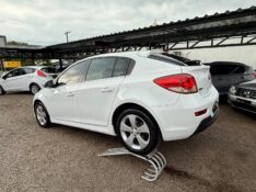 CHEVROLET CRUZE LT 1.8 16V FLEXPOWER 4P MEC. /2013 AR MULTIMARCAS VENÂNCIO AIRES / Carros no Vale