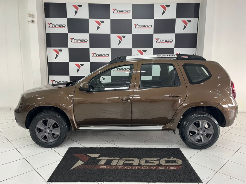 RENAULT DUSTER DYNAMIQUE 1.6 FLEX 16V MEC. 2017/2017 TIAGO AUTOMÓVEIS VENÂNCIO AIRES / Carros no Vale