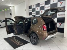 RENAULT DUSTER DYNAMIQUE 1.6 FLEX 16V MEC. 2017/2017 TIAGO AUTOMÓVEIS VENÂNCIO AIRES / Carros no Vale