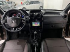 RENAULT DUSTER DYNAMIQUE 1.6 FLEX 16V MEC. 2017/2017 TIAGO AUTOMÓVEIS VENÂNCIO AIRES / Carros no Vale