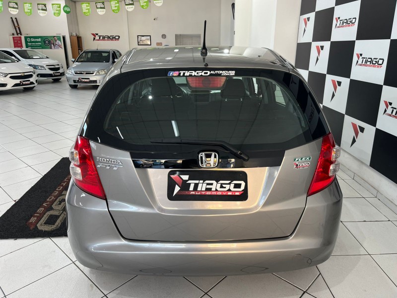 HONDA FIT LX 1.4/ 1.4 FLEX 8V/16V 5P MEC. 2010/2010 TIAGO AUTOMÓVEIS VENÂNCIO AIRES / Carros no Vale