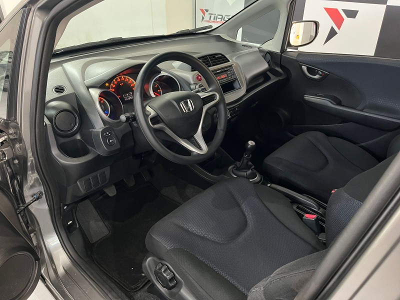 HONDA FIT LX 1.4/ 1.4 FLEX 8V/16V 5P MEC. 2010/2010 TIAGO AUTOMÓVEIS VENÂNCIO AIRES / Carros no Vale