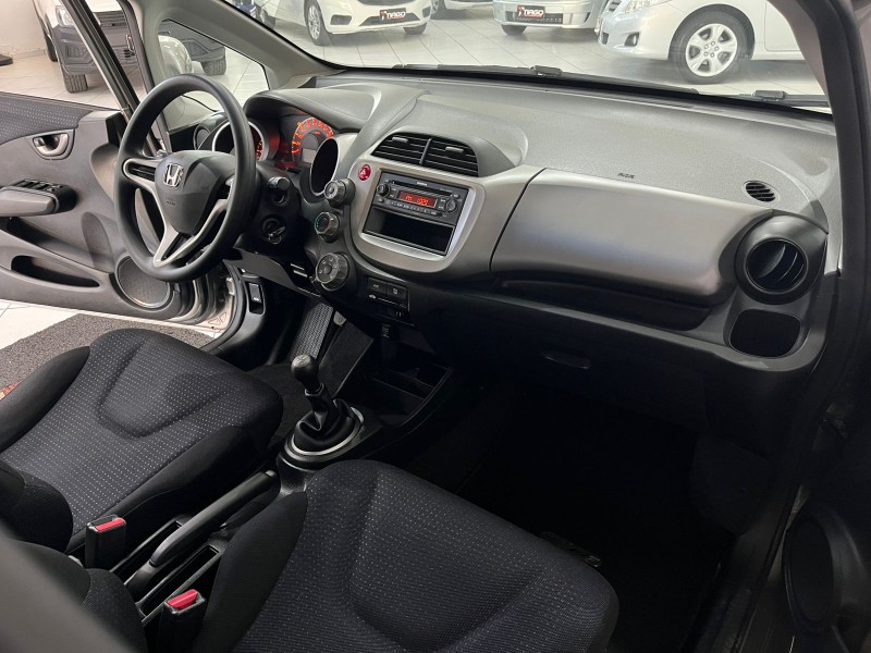HONDA FIT LX 1.4/ 1.4 FLEX 8V/16V 5P MEC. 2010/2010 TIAGO AUTOMÓVEIS VENÂNCIO AIRES / Carros no Vale