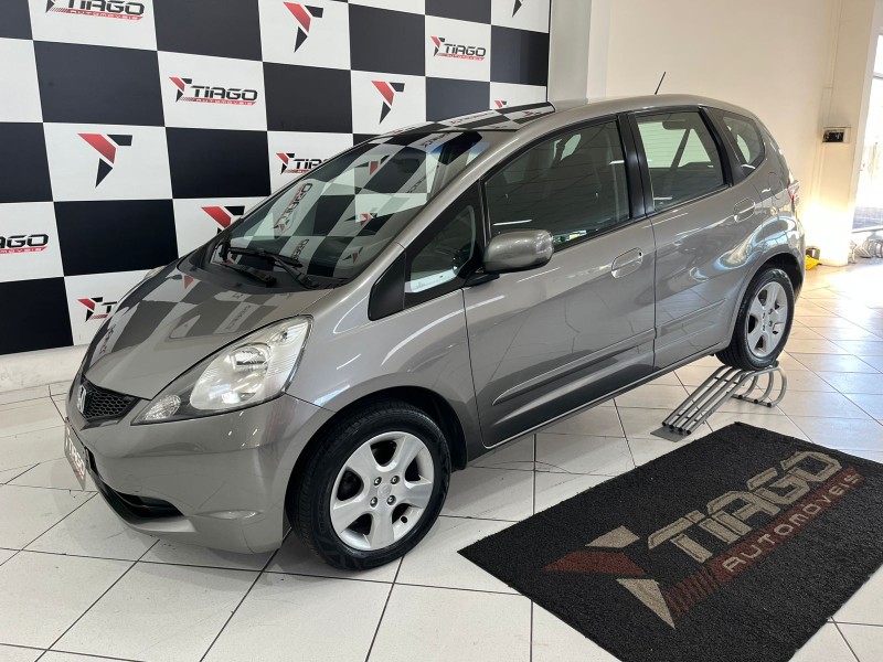 HONDA FIT LX 1.4/ 1.4 FLEX 8V/16V 5P MEC. 2010/2010 TIAGO AUTOMÓVEIS VENÂNCIO AIRES / Carros no Vale