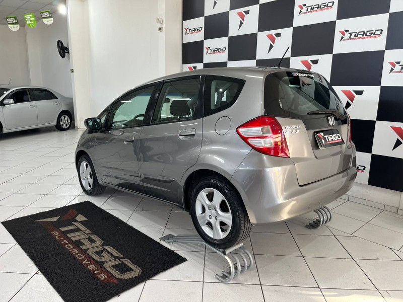 HONDA FIT LX 1.4/ 1.4 FLEX 8V/16V 5P MEC. 2010/2010 TIAGO AUTOMÓVEIS VENÂNCIO AIRES / Carros no Vale