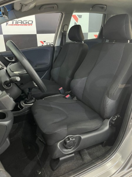 HONDA FIT LX 1.4/ 1.4 FLEX 8V/16V 5P MEC. 2010/2010 TIAGO AUTOMÓVEIS VENÂNCIO AIRES / Carros no Vale