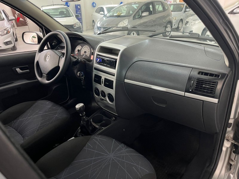 FIAT PALIO 1.4 ATTRACTIVE 8V 2008/2008 TIAGO AUTOMÓVEIS VENÂNCIO AIRES / Carros no Vale