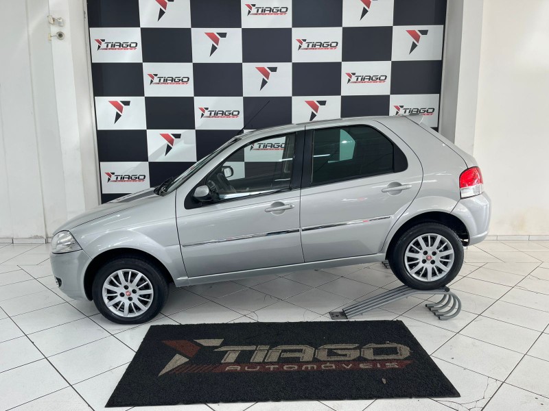 FIAT PALIO 1.4 ATTRACTIVE 8V 2008/2008 TIAGO AUTOMÓVEIS VENÂNCIO AIRES / Carros no Vale
