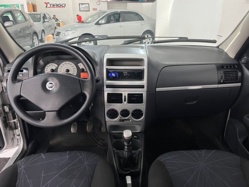 FIAT PALIO 1.4 ATTRACTIVE 8V 2008/2008 TIAGO AUTOMÓVEIS VENÂNCIO AIRES / Carros no Vale