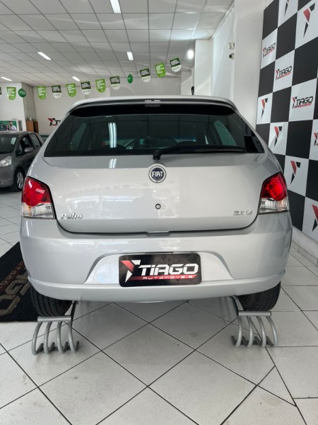 FIAT PALIO 1.4 ATTRACTIVE 8V 2008/2008 TIAGO AUTOMÓVEIS VENÂNCIO AIRES / Carros no Vale